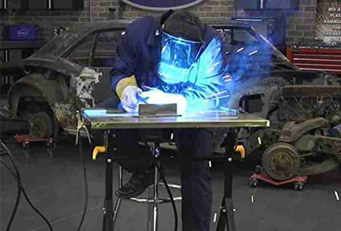 KASTFORCE KF3002 portable welding table