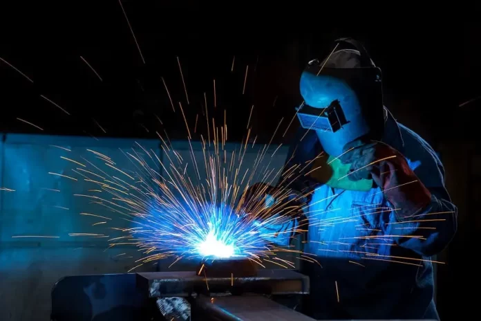 what causes welding sparks 3