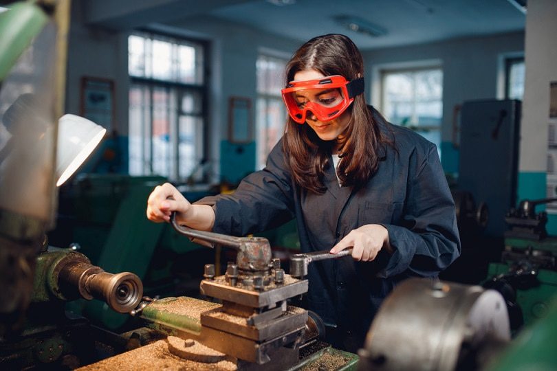 Is It Smart To Become A Welder?
